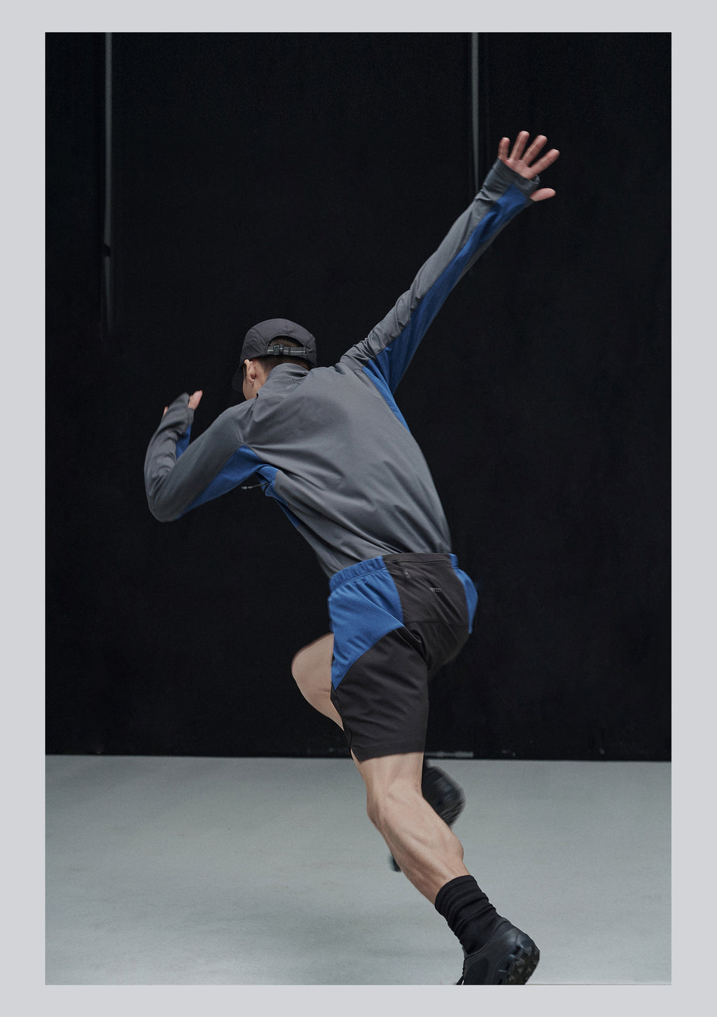 point NEMO 25SS Paneled Contrast Running Long Sleeve – Technical Performance Top