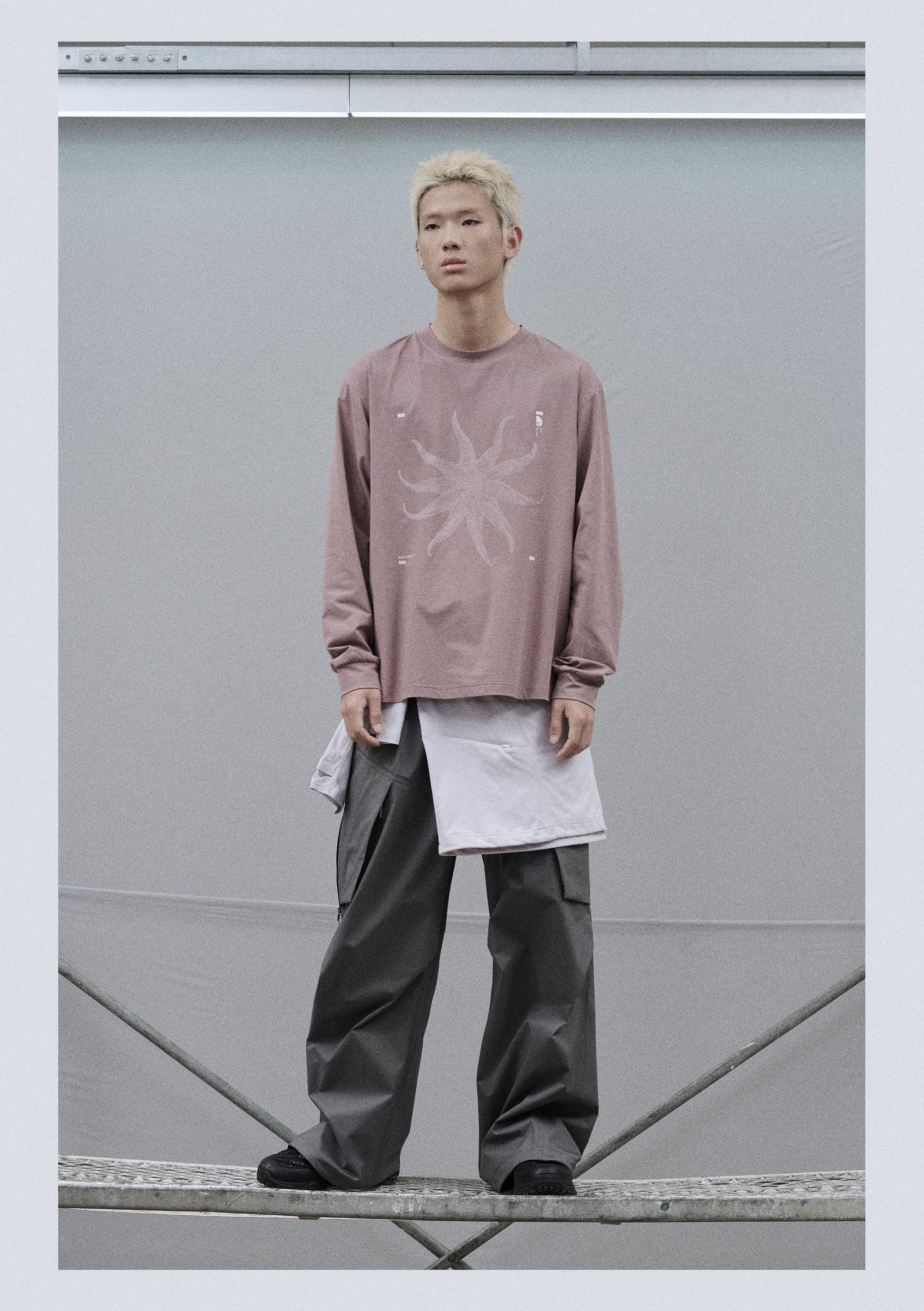 point NEMO Starfish Graphic Long Sleeve Tee