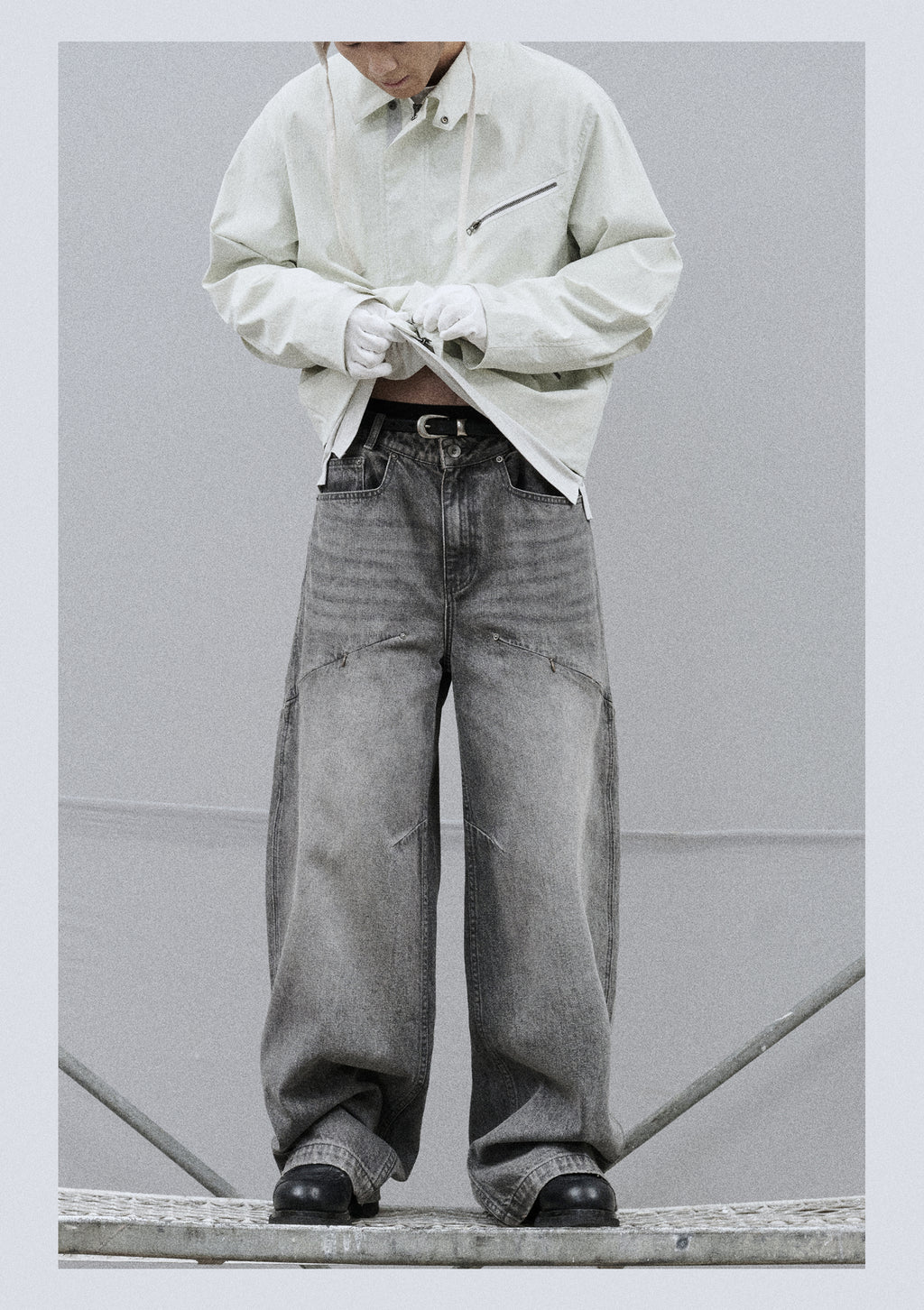 point NEMO Anatomical Curved-Leg Jeans