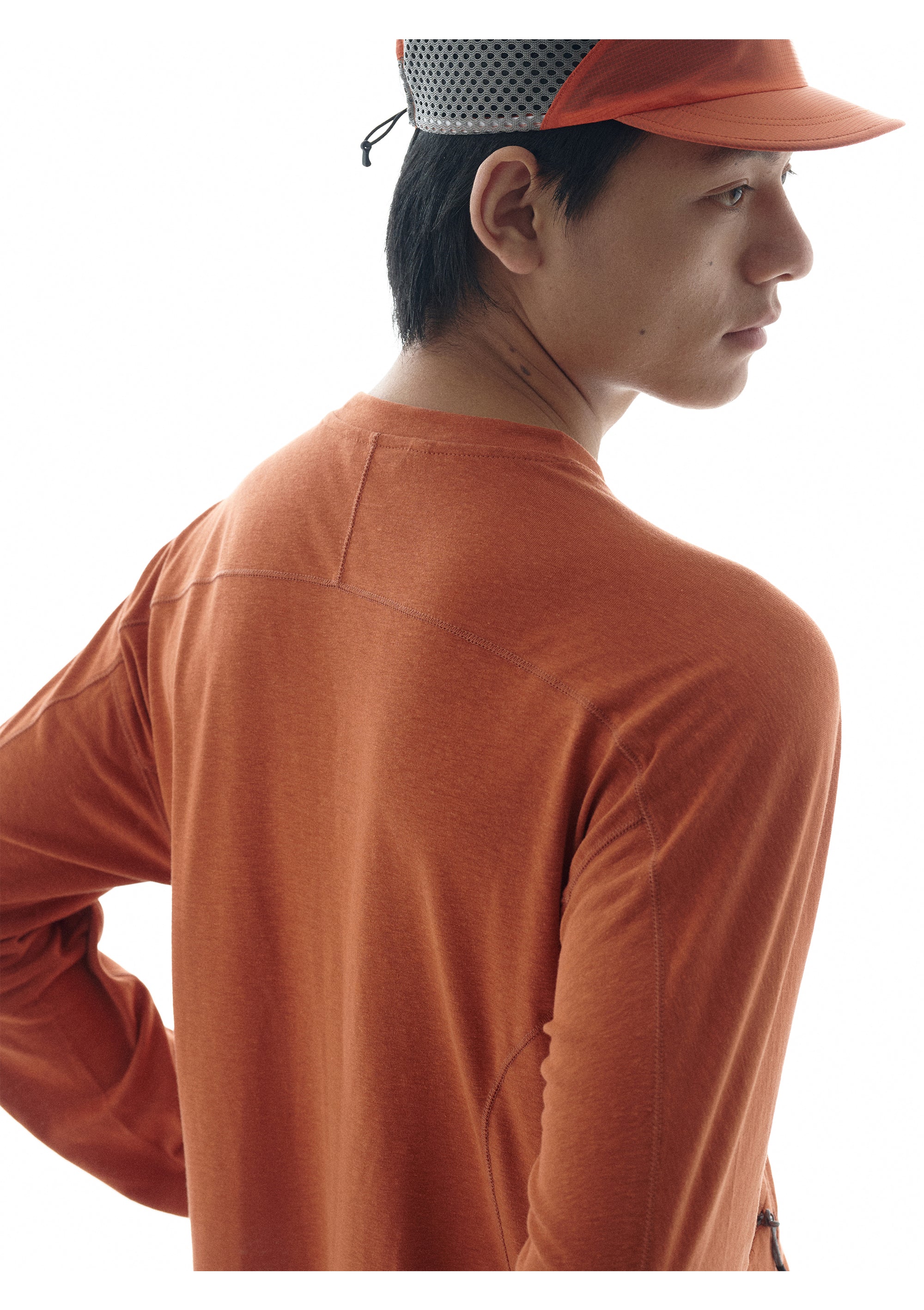 point NEMO Natural Hemp Long Sleeve Tee – Breathable, Anti-Odor & Moisture-Wicking